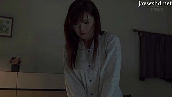 ดูหนังxญี่ปุ่น GoJav นอกใจผัวเพราะควยใหญ่กว่า นัดชู้หล่อล่ำมานอนถอกควย ให้เธอได้ขึ้นขย่มเย็ดจนน้ำแตกพล่าน